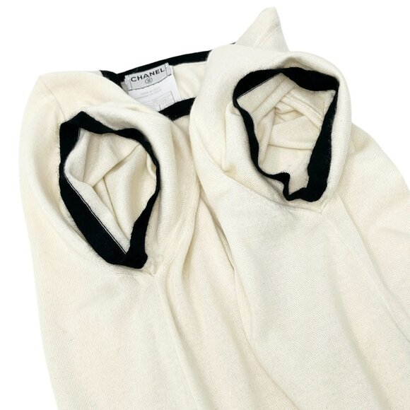 CHANEL Vintage 06C CC Mark Logo Knit Top #42 Pocket Pullover Cream [105386] - Picture 9 of 12